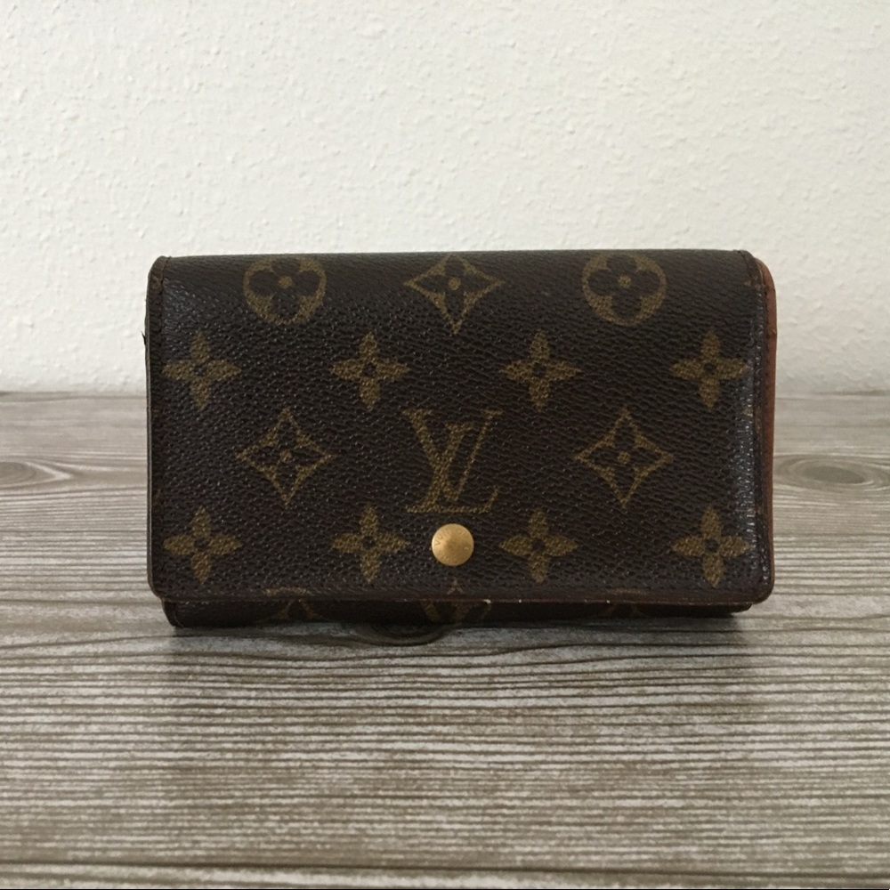 LV Monnaie Billet Tresor wallet